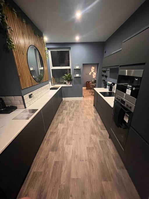 Modern 5 Bedroom Terraced Luxurious House Colwyn Bay Dış mekan fotoğraf